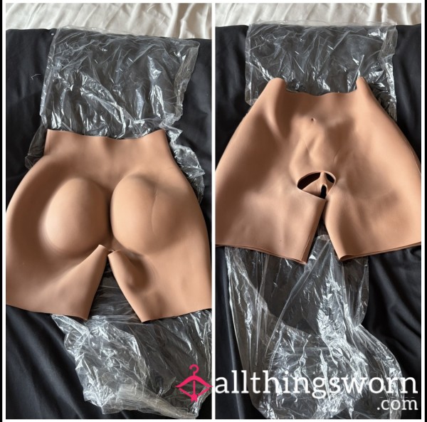 S**y Artificial Silicone B*m 😋