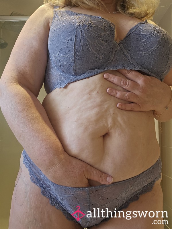 S**y Big Knickers And Bra Waiting To Be Worn For You!