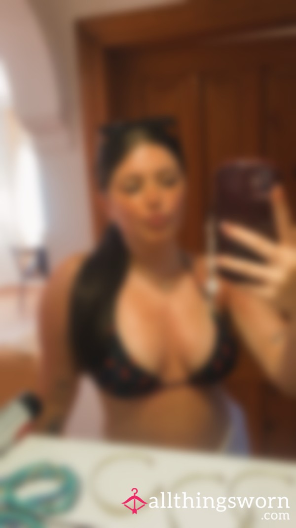 S**y Bikini Pics🙈