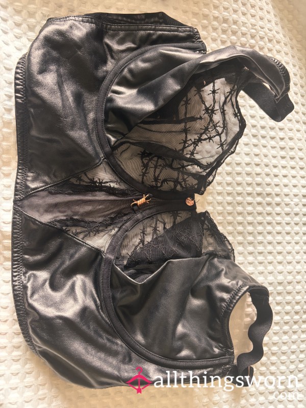 S**y Black Bralette
