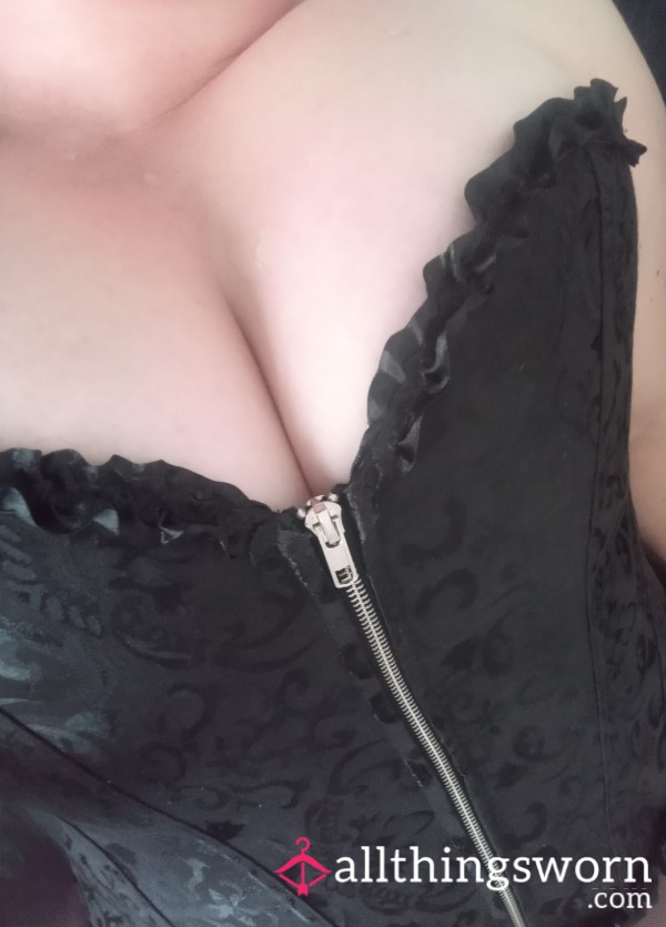 S**y Black Corset