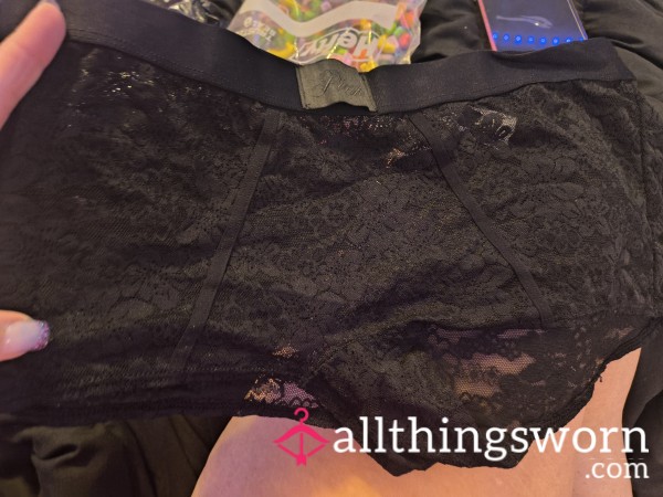 S**y Black Lace