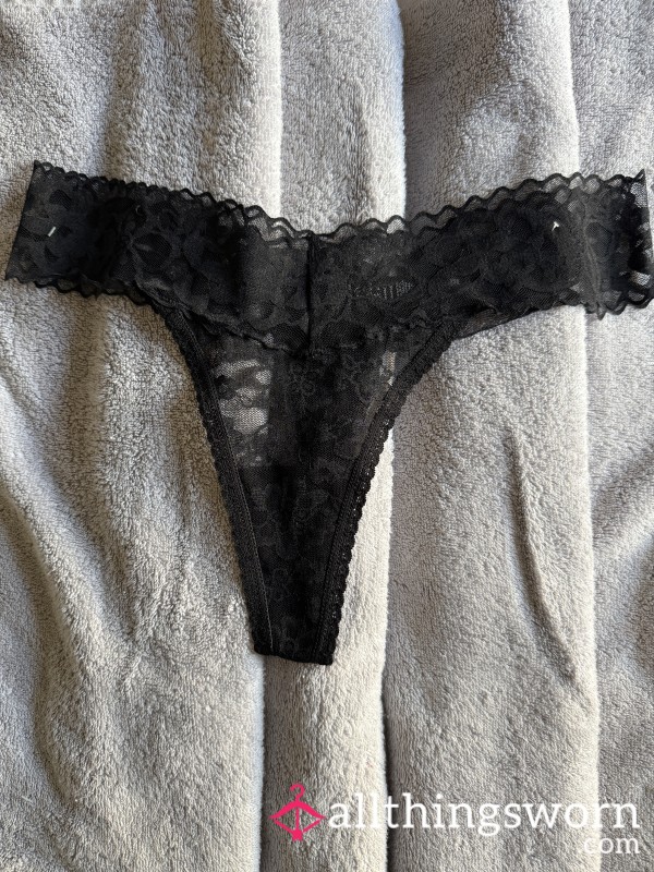 S**y Black Lace Thong🤗