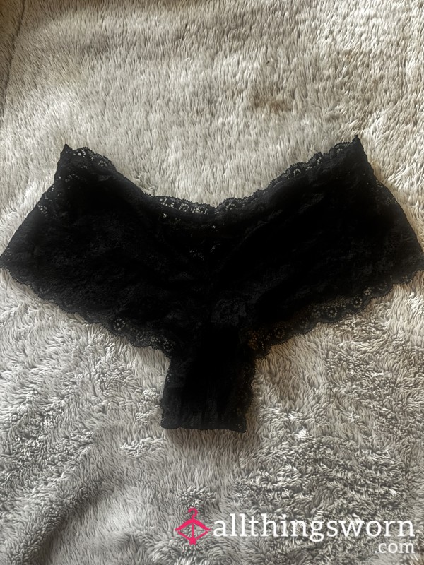 S**y Black Lace Thong