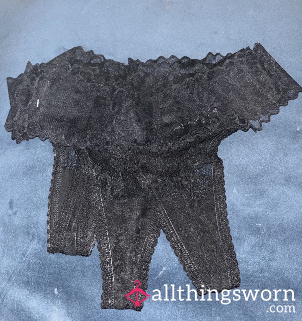 🕸️s**y Black Lace Thongs 🕸️