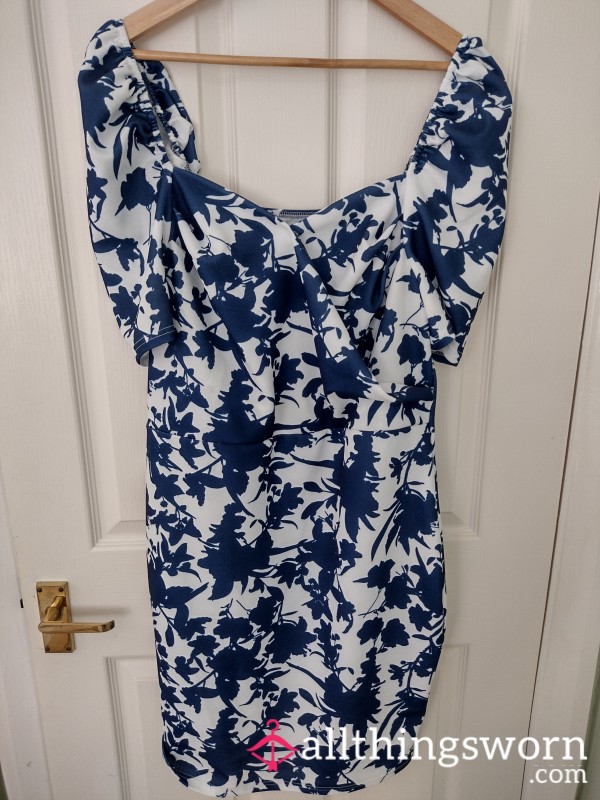 S**y Blue Dress