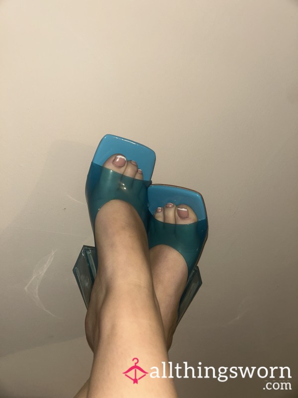 S**y Blue Heels
