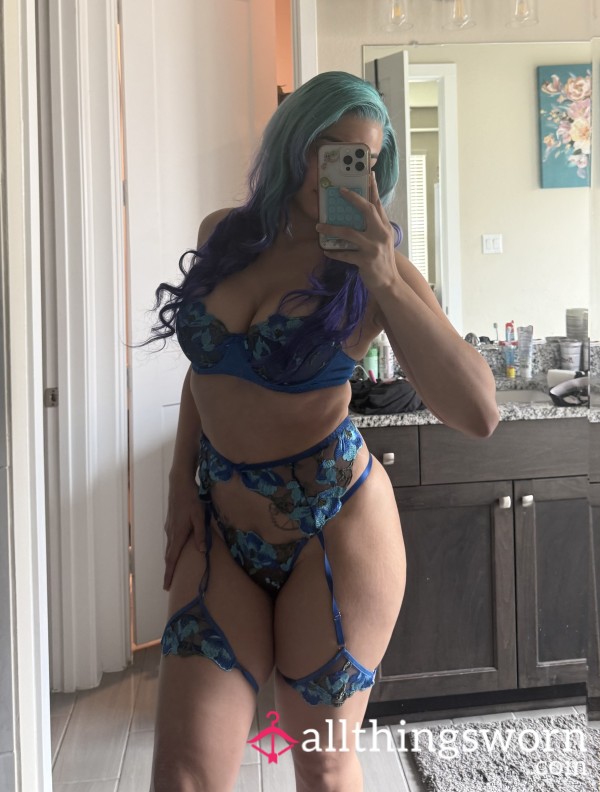 S**y Blue Lingerie Set