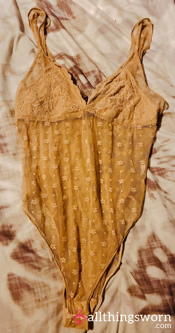 S**y Bodysuit Still Smells Sweet Just Like Me