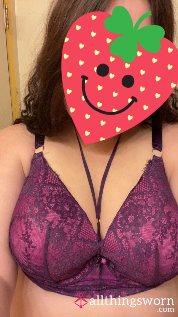 S**y Bra Worn Lots