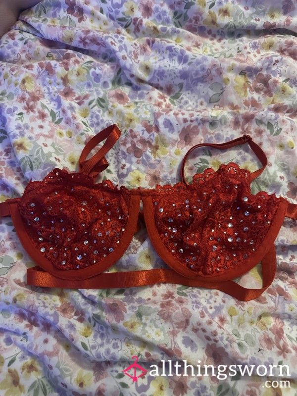 S**y Bras 32 B