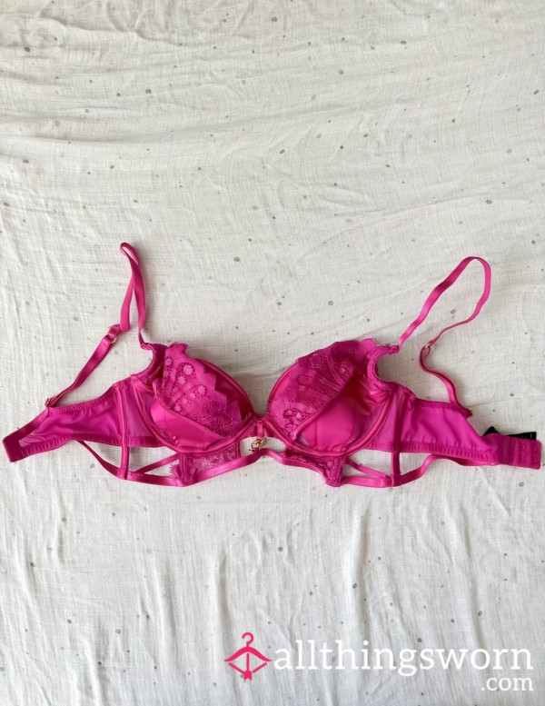 S**y Bright Pink Lace Bra – Worn 👙