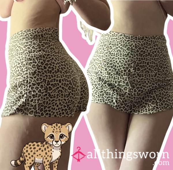 S**y Cheetah Skirt 🐆