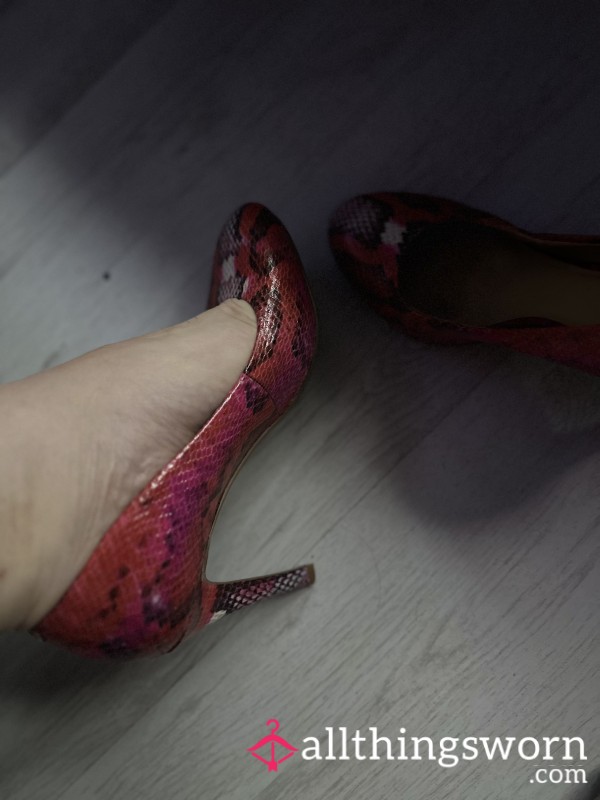 S**y Coloured Heels