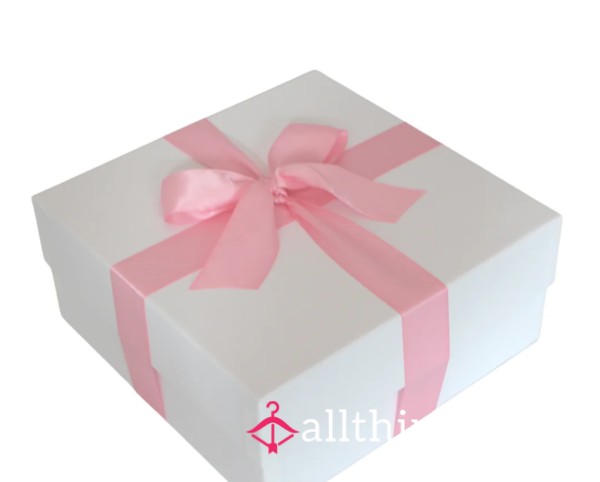 S**y Curated Girly Box