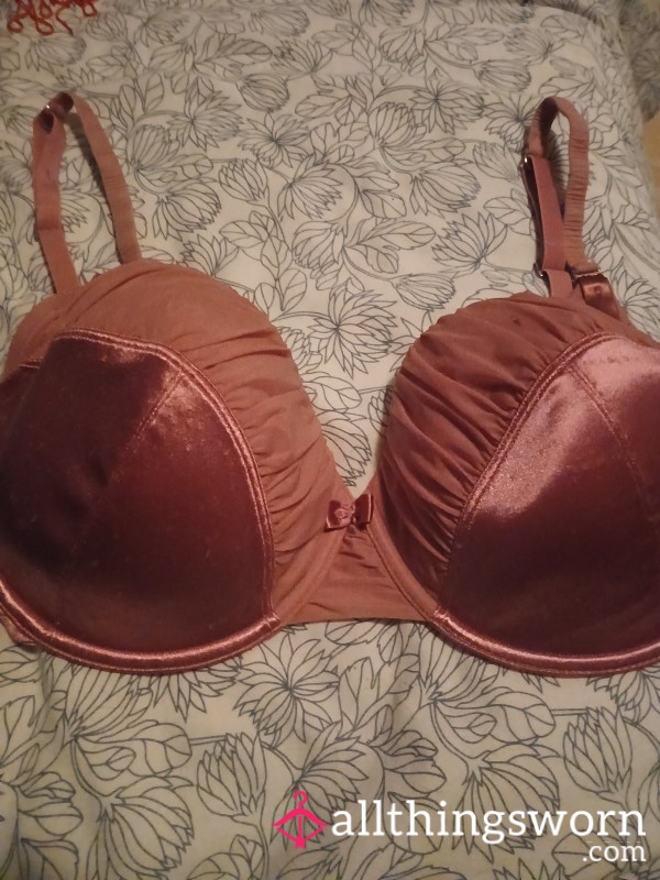 S**y Cute Worn Bra In Satin With Rouched Frill