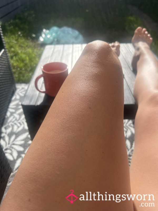 S**y Feet Size 4, Sun , Catching A Tan