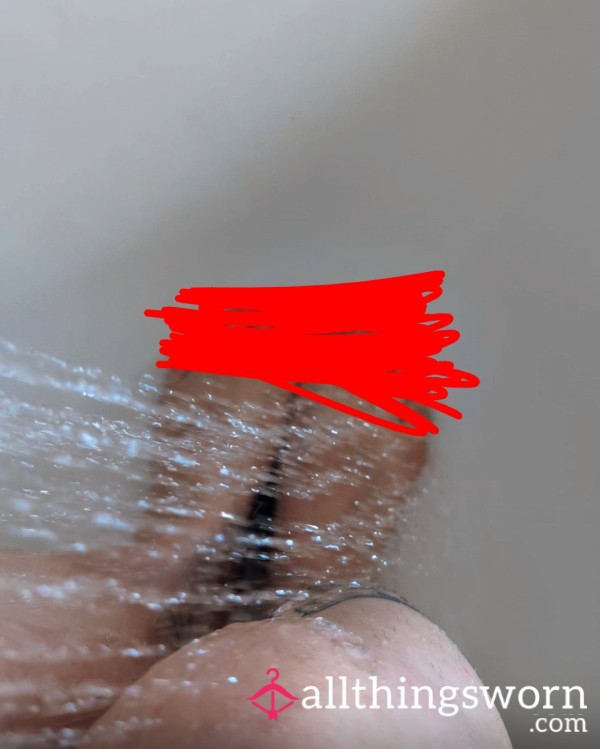 S**y Feet. Water & Oiled Up