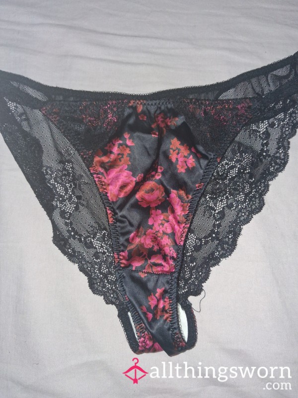 S**y Flor*l Black And Red Thong
