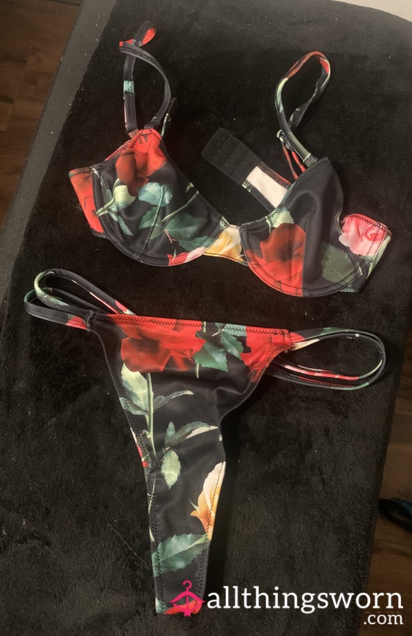 S**y Flowery Bra And Thong Set