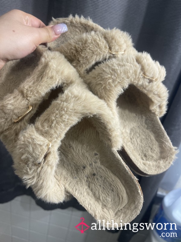 S**y Fluffy Slippers 🥿