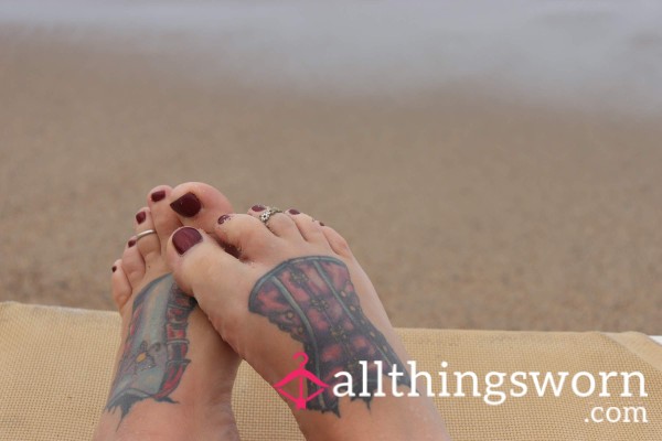 S**y Foot Jewelry Photo Set