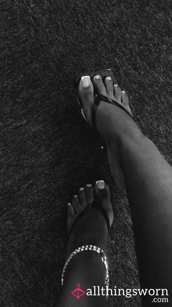 S**y French Tips Toes