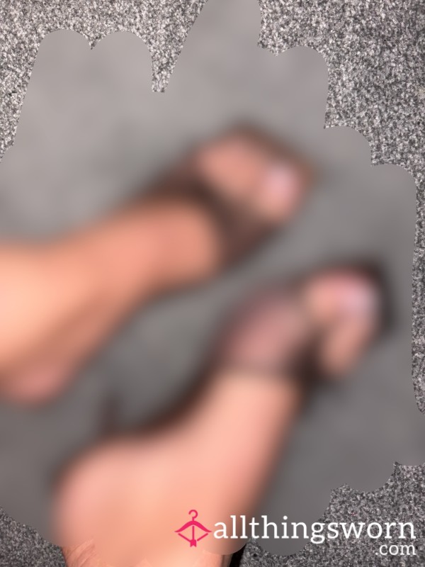 S**y Fresh French Tip Toes 💋