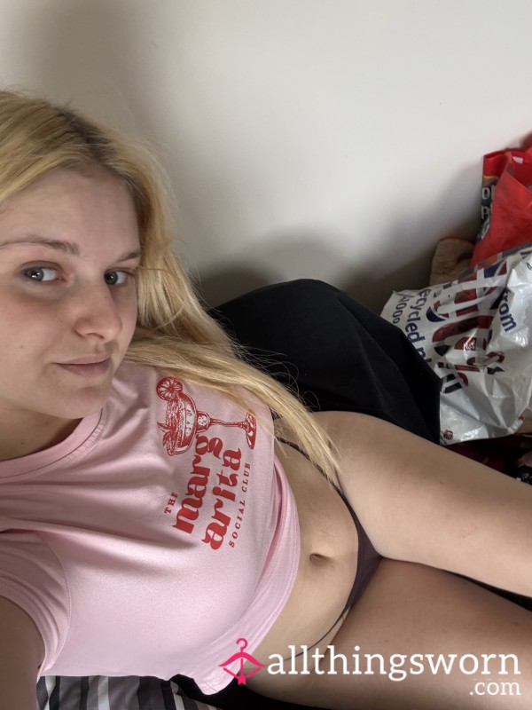 S**y G String Images