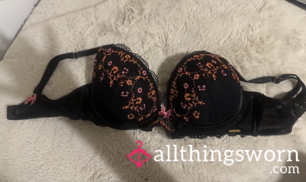 S**y Goddess Bra