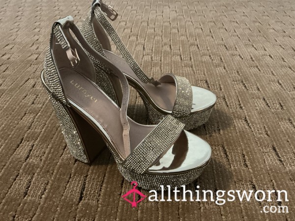 S**y Gold Heels