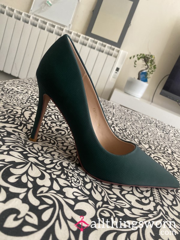 S**y Green Heels