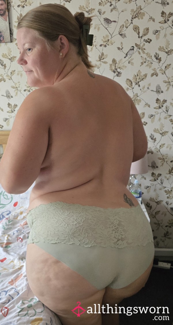 S**y Green Knickers