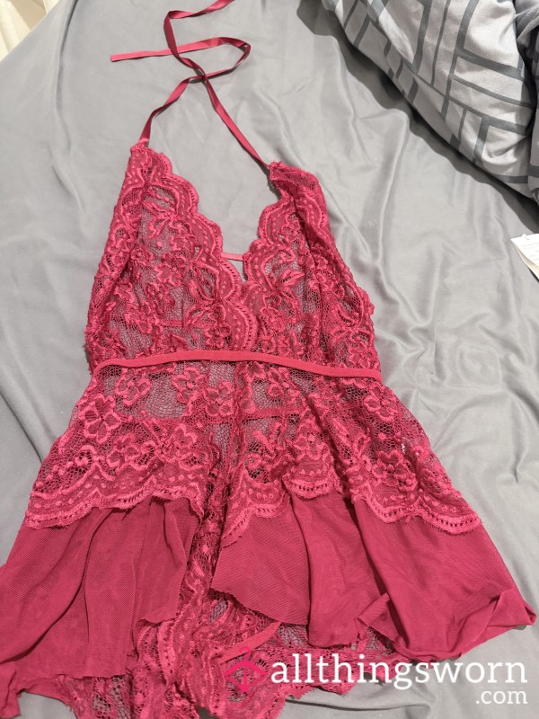 S**y In Red ❤️neck Pull Up Design , Very S**y And Ready To Please 😉