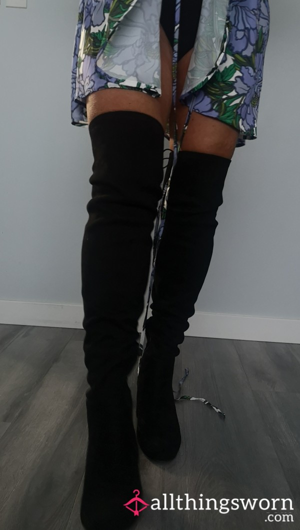 S**y Knee High Suede Boots Sz