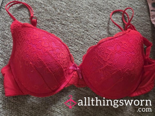 S**y Lace Bra