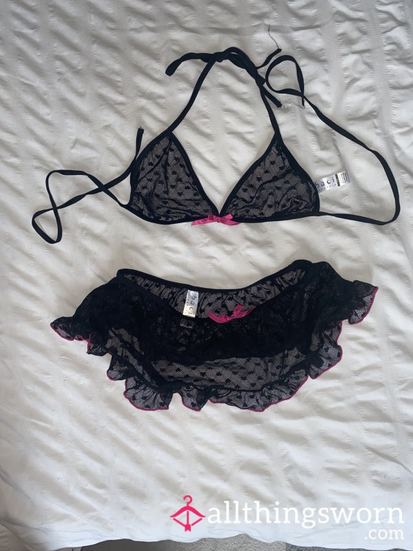 S**y Lace Small See Through Bra & Micro Mini Skirt Black Lavender With Hearts And Pink Bows Size Small