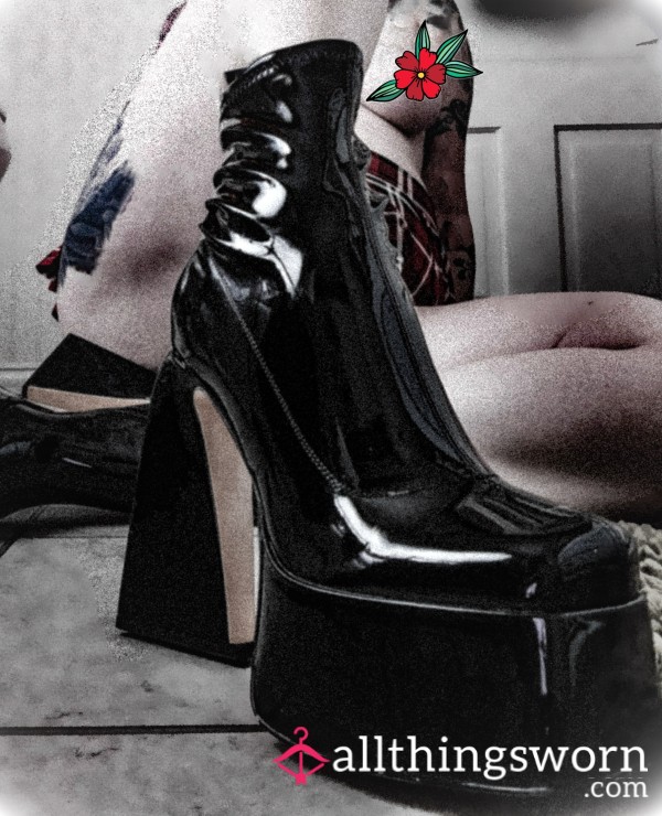 S**y Latex Platform Boots, Worn By Yours Truly💋