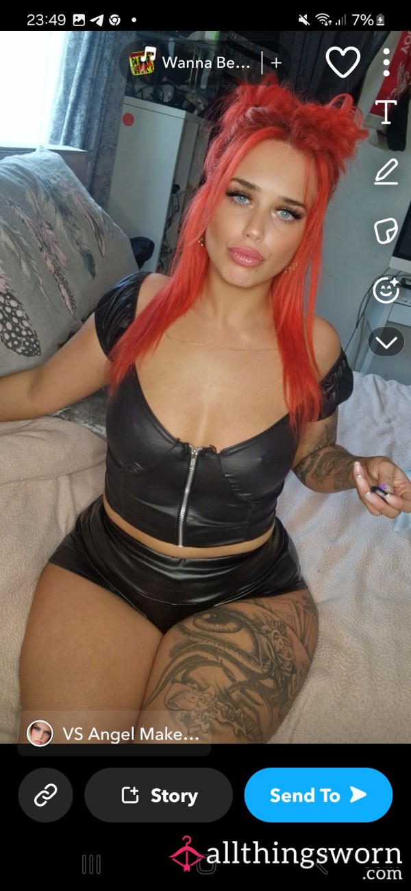 S**y Leather Set