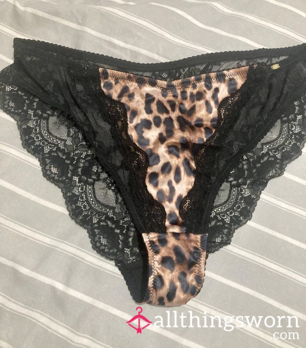 S**y Leopard & Lace Panties💋