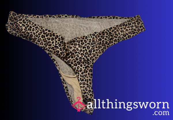 S**y Leopard Thong