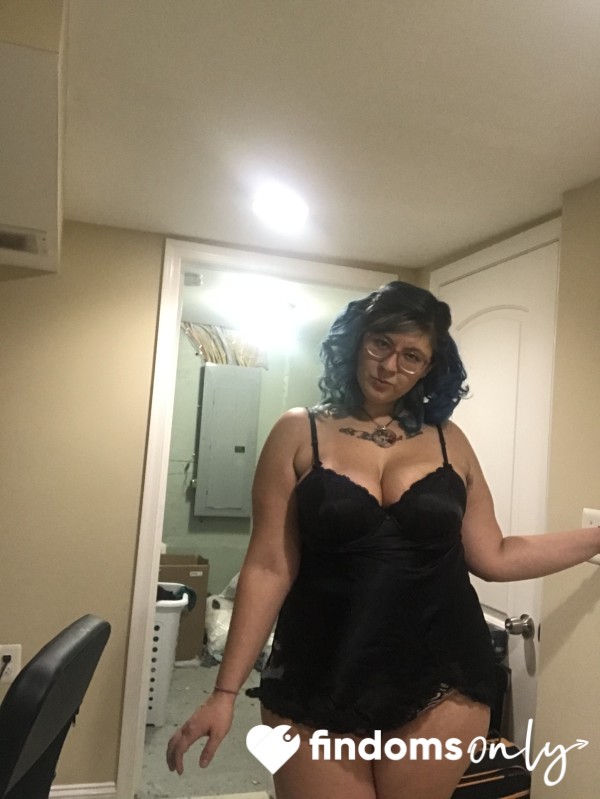 S**y Little Black Dress