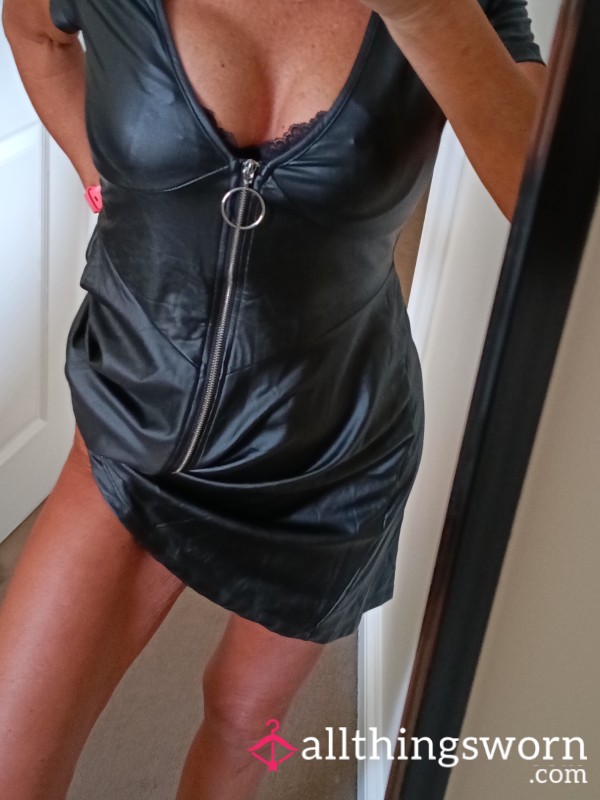 S**y Little Pvc Dress With Teasing Zip
