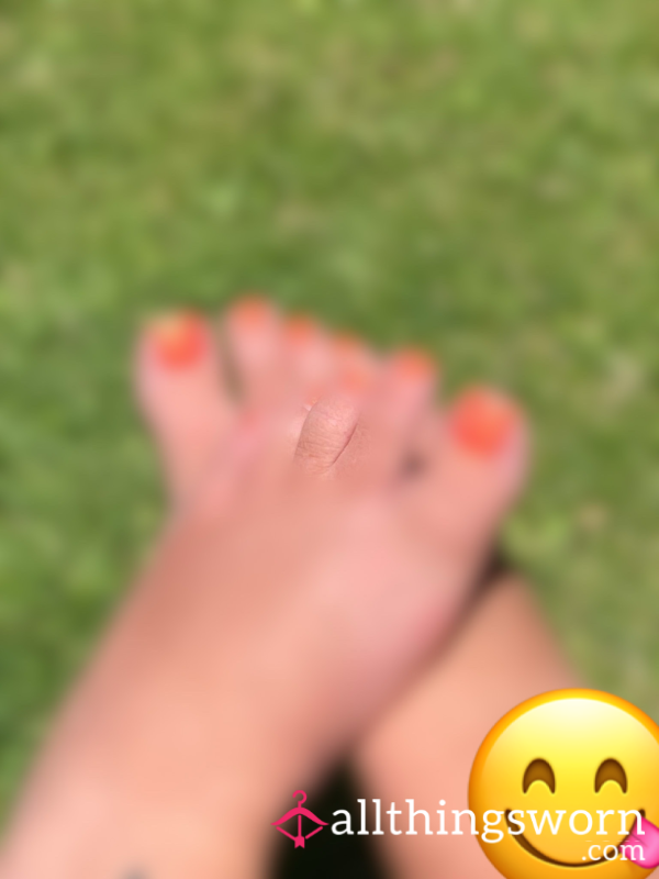 S**y Nude Feet Pics Part 1
