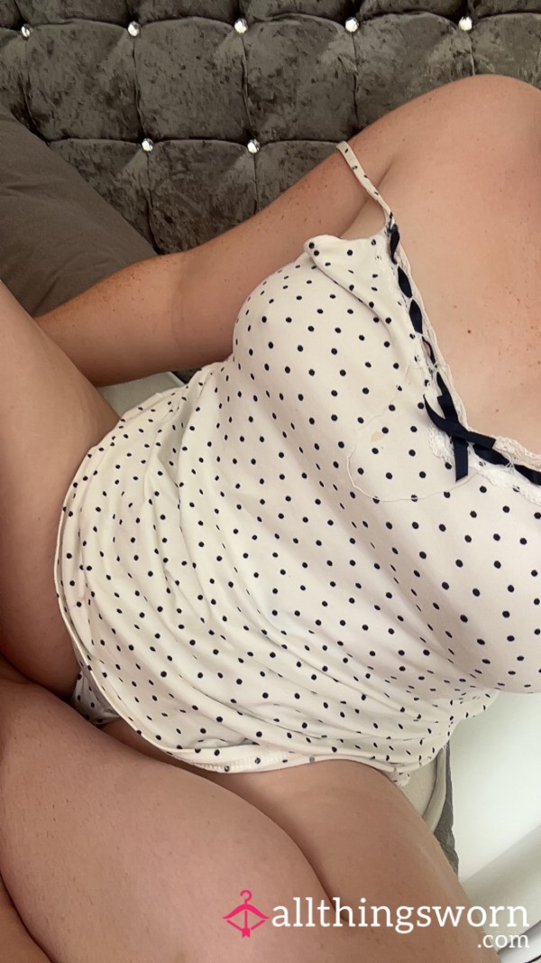 S**y Nylon Pjs 🖤🤍