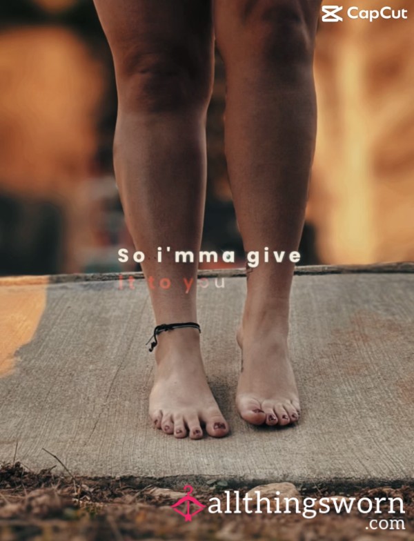 S**y Outdoor Feet Pic Compilation