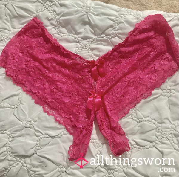 S**y Pink Crotchless Lace Panties 💝