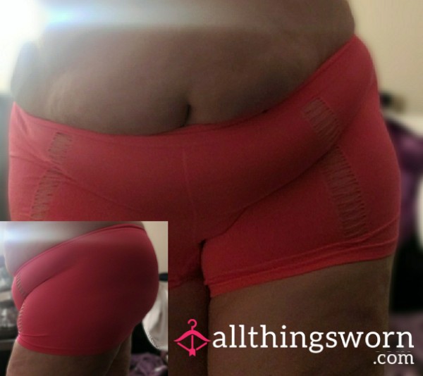 💟s**y Pink Cutout🕳️Workout 🏋️‍♀️Shorts🩳 🆓 Shipping🇨🇦/Workout/Proof Of Wear💟