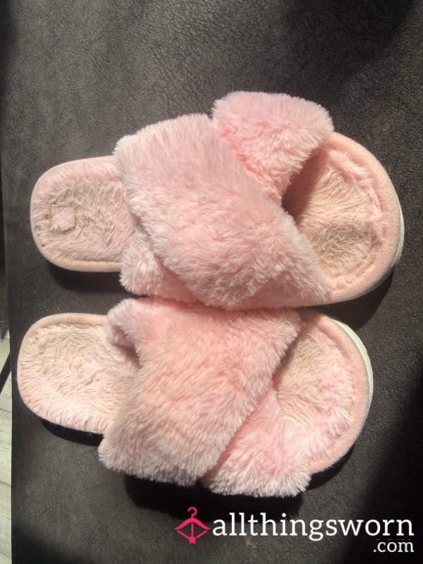 💕s**y Pink Open-Toe Slippers – Very Worn, Soft & Flirty😉