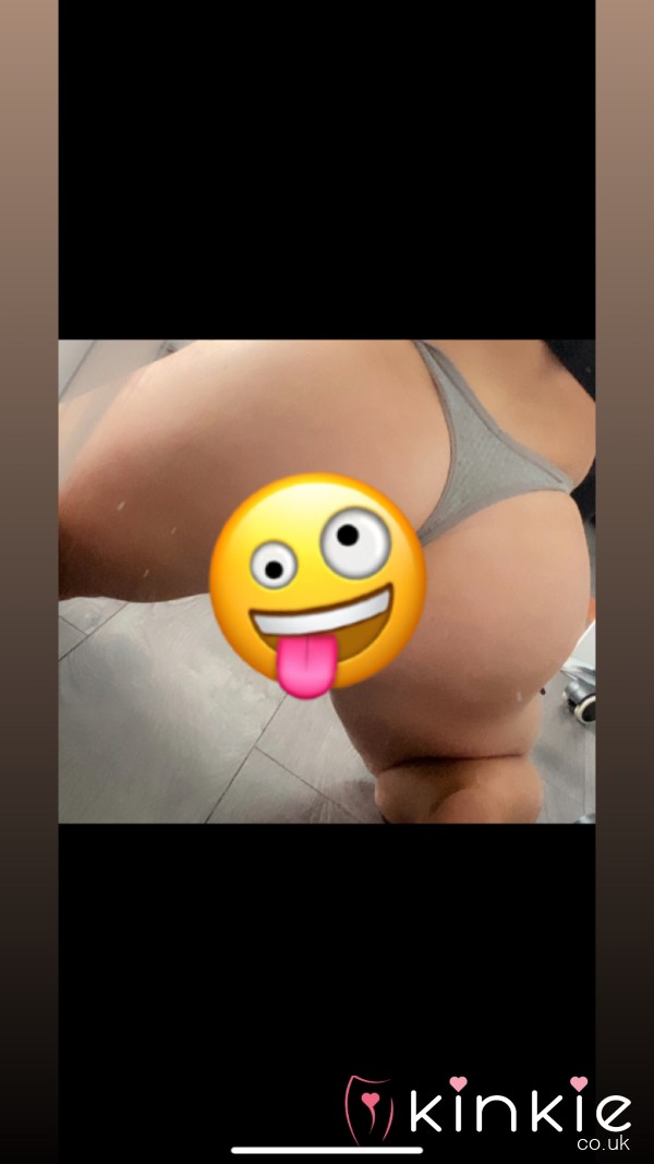 S**y Preview